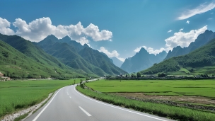 長閑な田園風景 / 右に曲がる道路 / 田舎 / 夏のパソコン用の壁紙